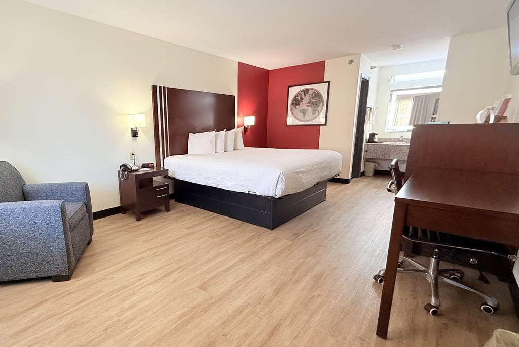 Ramada by Wyndham San Antonio Near SeaWorld Lackland AFB - photo 22