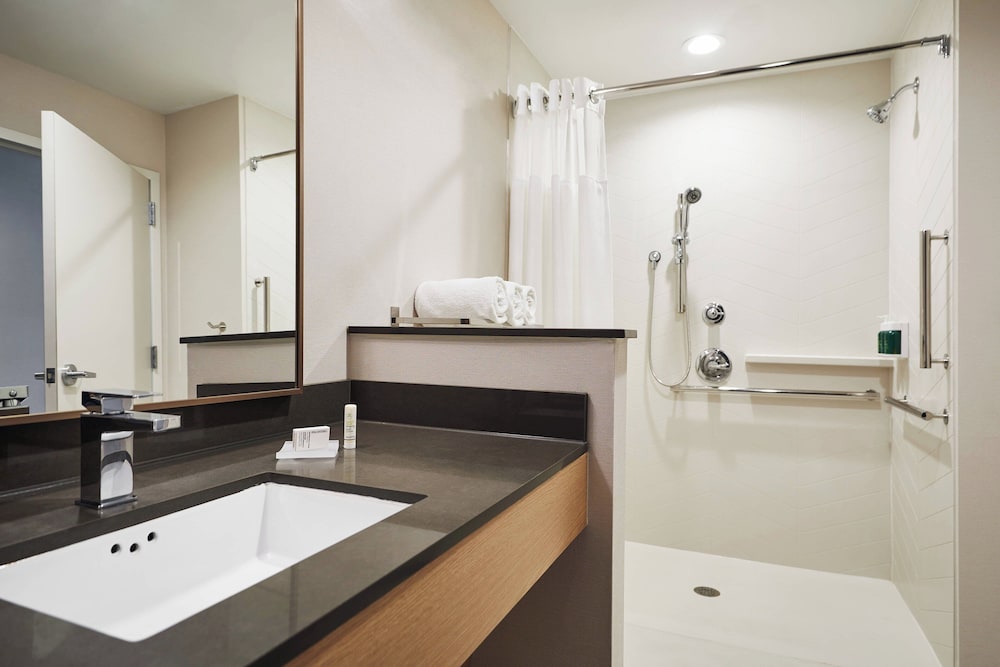 Fairfield Inn & Suites by Marriott Kansas City Belton - photo 10