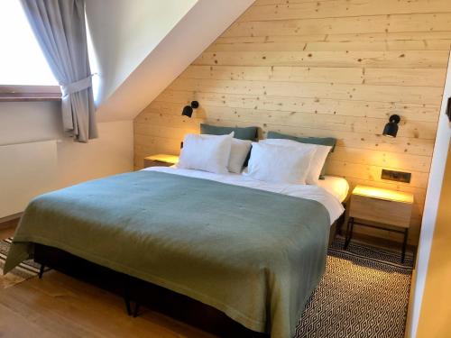 Chata Walichnowska - carbon neutral hotel in Sokolniki
