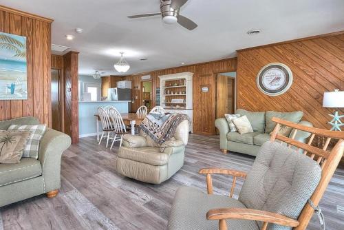Ocean Breeze Retreat - photo 5