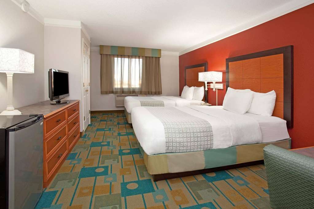 La Quinta Inn by Wyndham Cheyenne - photo 12