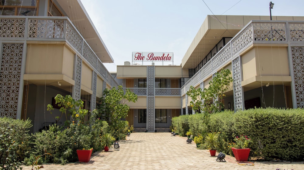 Hotel The Bundela Khajuraho Madhya Pradesh in Khajuraho Group Of Monuments, India