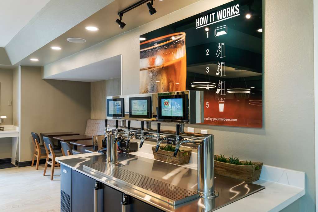 Best Western Corpus Christi Airport Hotel - photo 9