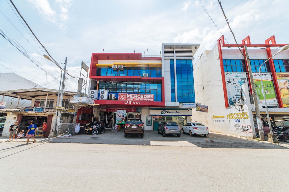 RedDoorz Plus @ San Roque Roxas City in Roxas, Philippines