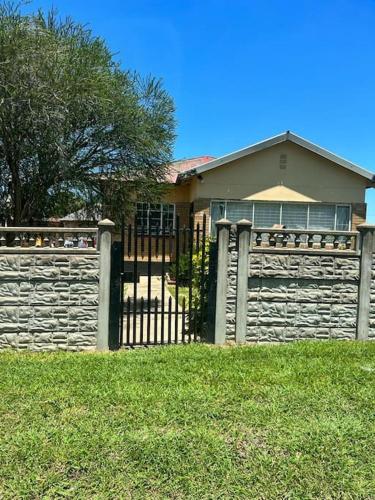 Close to everything yet Private in Ladysmith, South Africa