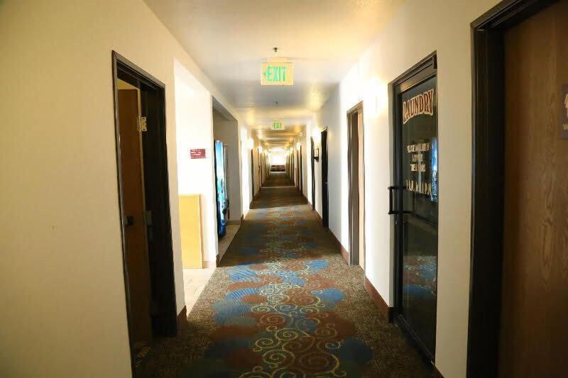 Bay Inn - photo 16