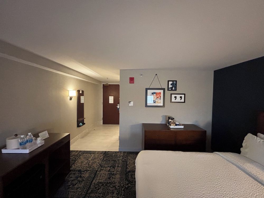 Four Points By Sheraton Norwood - photo 22