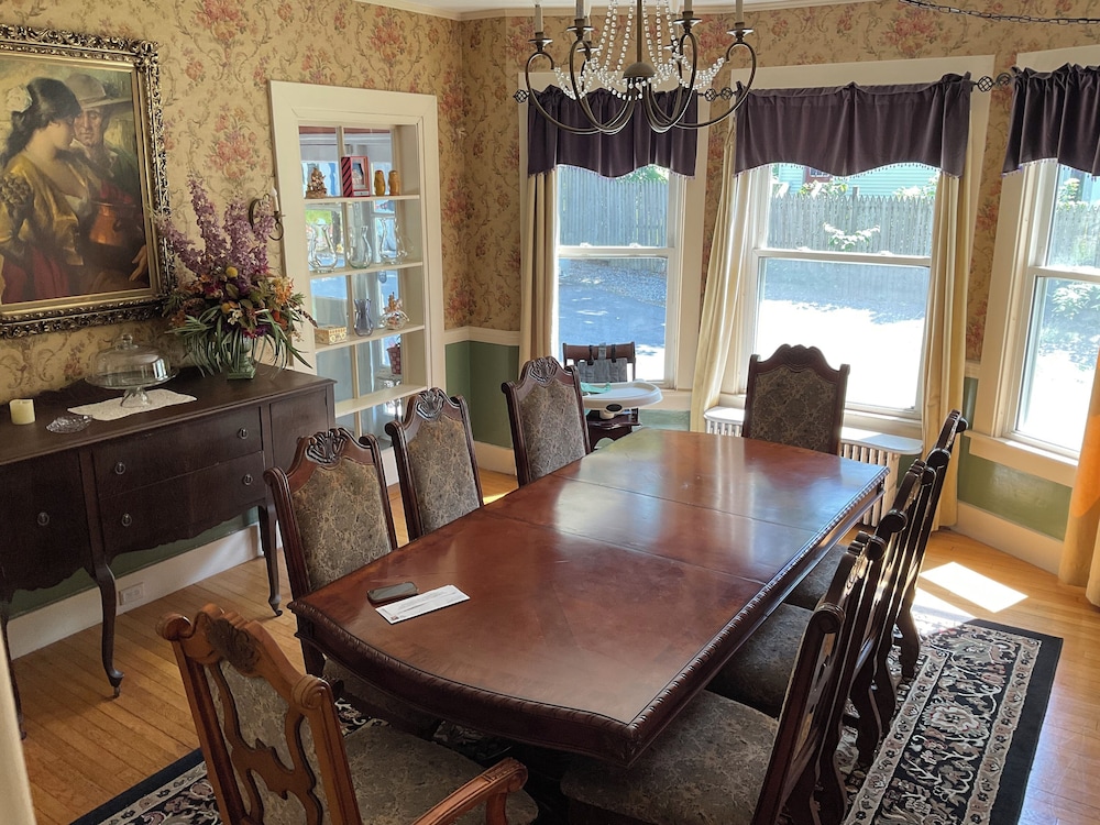 Taylor Edes Inn - photo 19