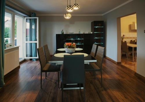 Dom Wakacyjny Na Tulipanowej W Chmielnie — Chmielno