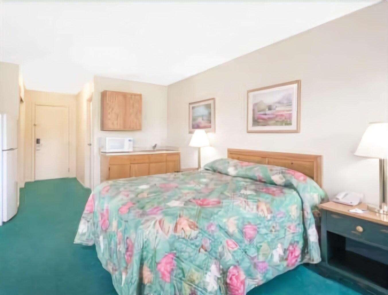 Travelodge by Wyndham New Philadelphia - photo 12