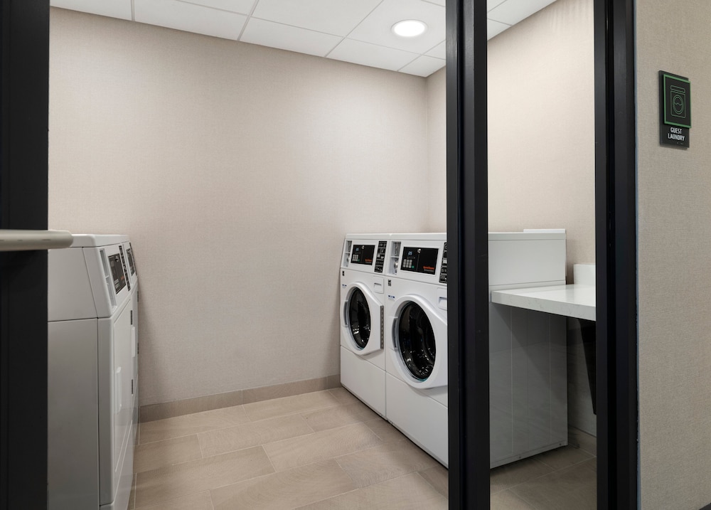 Holiday Inn Cincinnati Liberty Way - photo 16