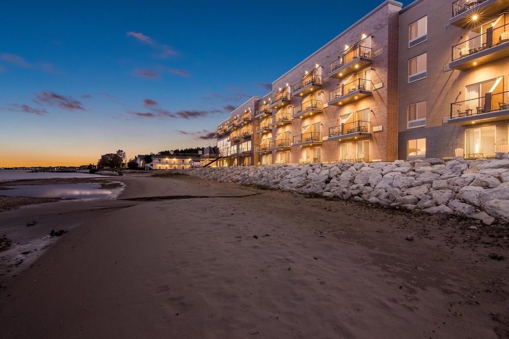Hampton Inn by Hilton St Ignace Lakefront Mackinac - photo 47