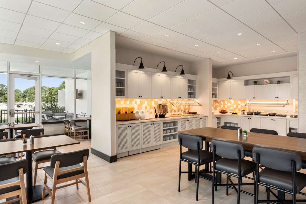 Hyatt Place Virginia Beach Town Center - photo 23