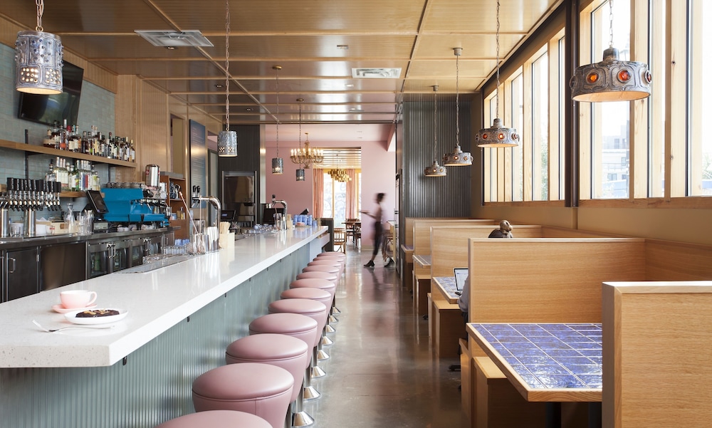 East Austin Hotel - photo 22