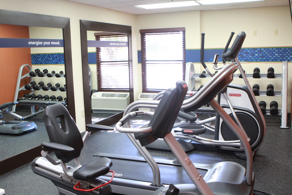 Hampton Inn Beaumont - photo 23