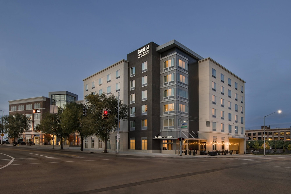 Fairfield by Marriott Inn & Suites Dayton Downtown in Dayton, United States