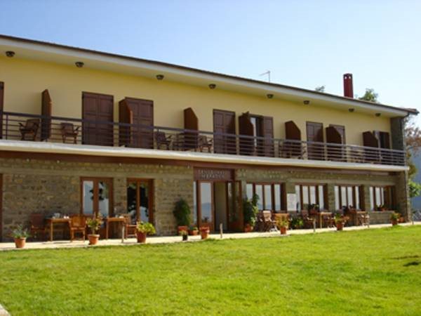 Elatou - carbon neutral hotel in Nafpaktos