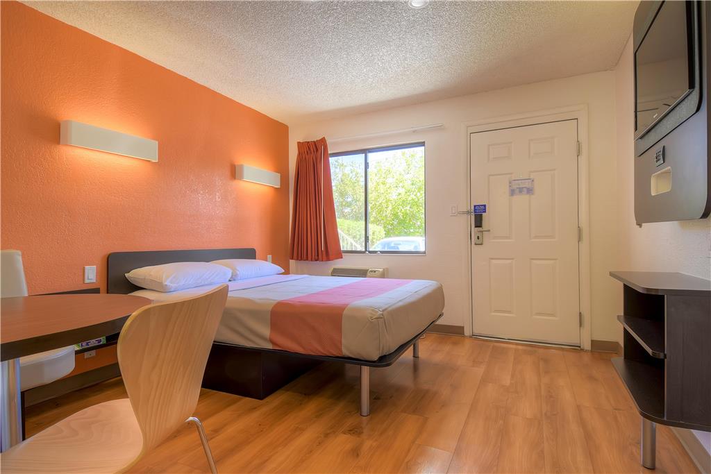 Motel 6 Las Vegas I 15 Stadium - photo 18
