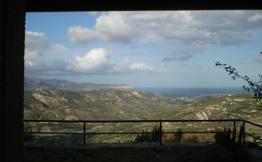 Agioklima - carbon neutral hotel in Irakleion