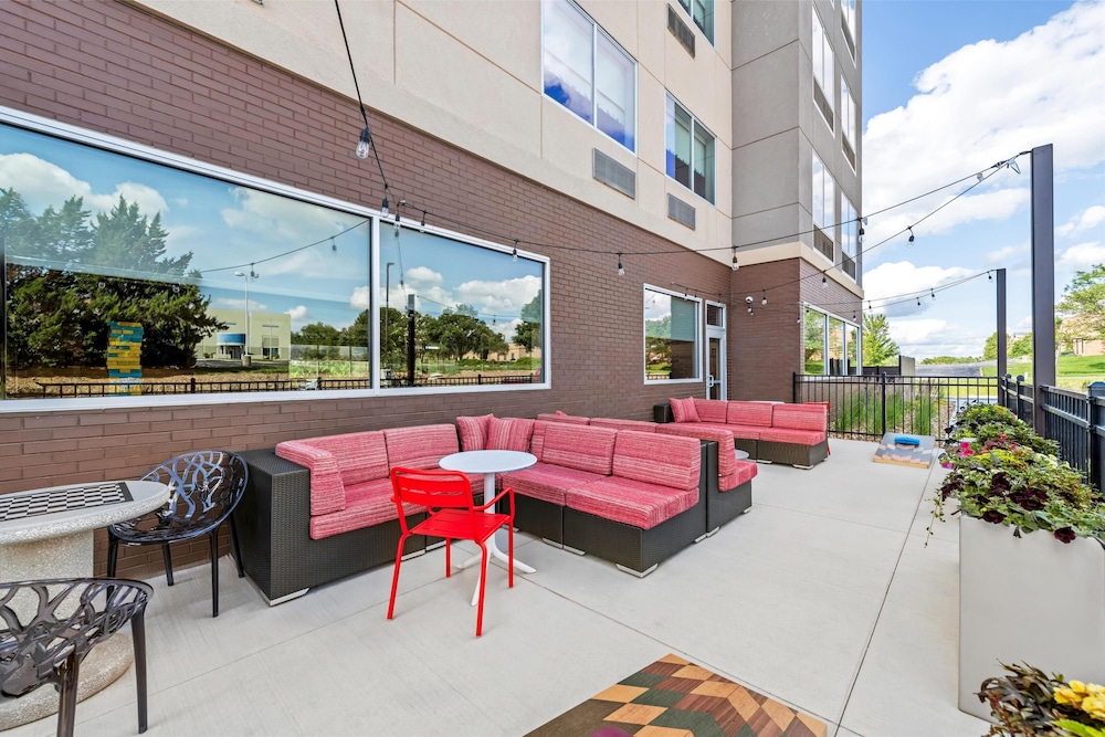 Tru by Hilton Kansas City Airport - photo 37
