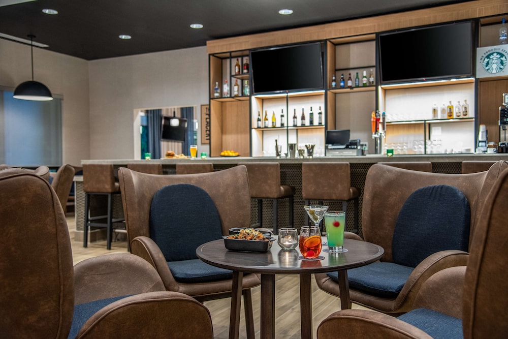 Hyatt Place Newark Silicon Valley - photo 53