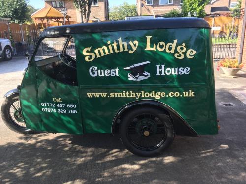 Smithy lodge Guest House — Leyland — photo 3