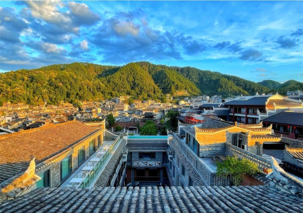 Phoenix Hall House Hotel in Fenghuang, People's Republic of China