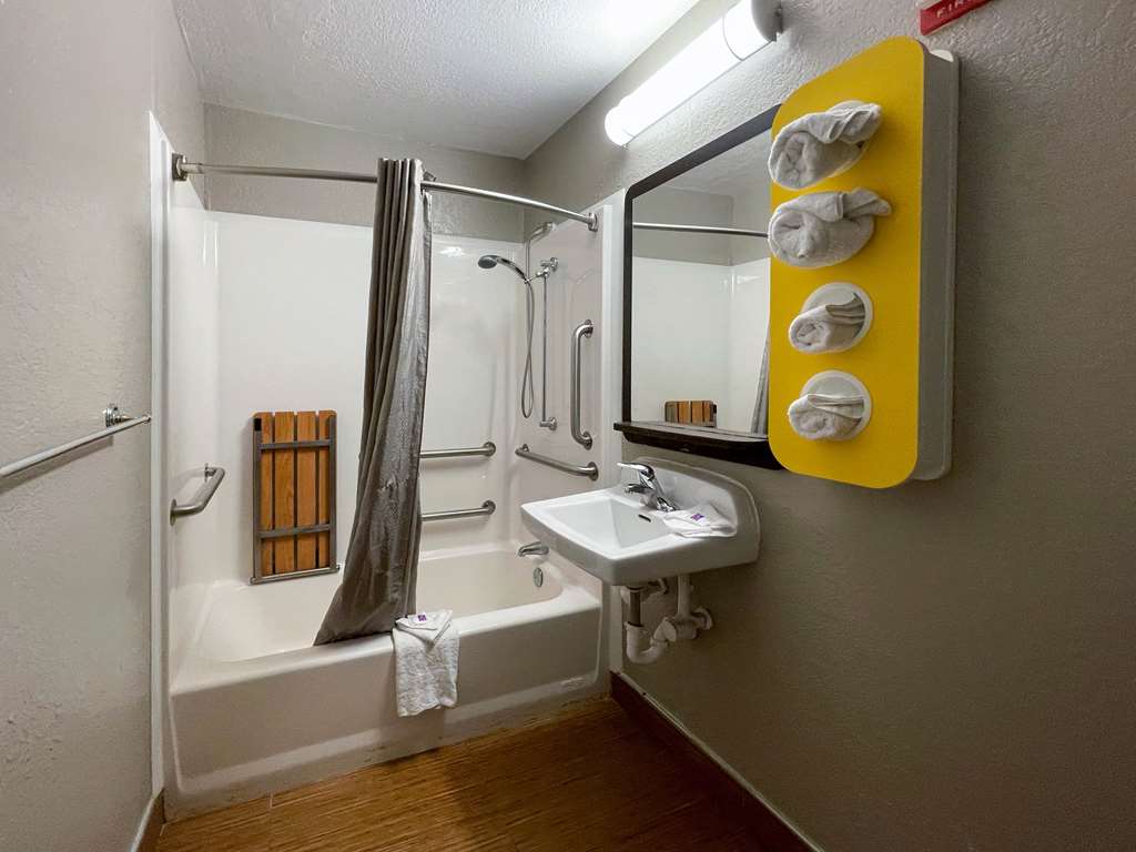 Motel 6 Camp Springs DC South Camp Springs - photo 27