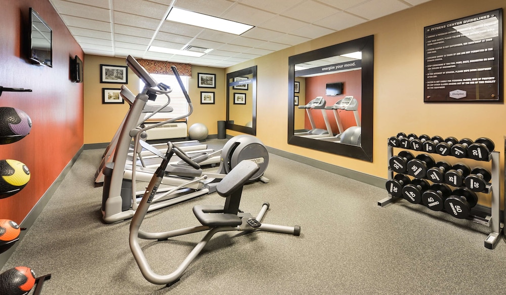 Hampton Inn Utica - photo 22