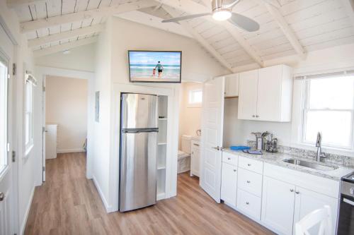 Truro Beach Cottages - photo 31