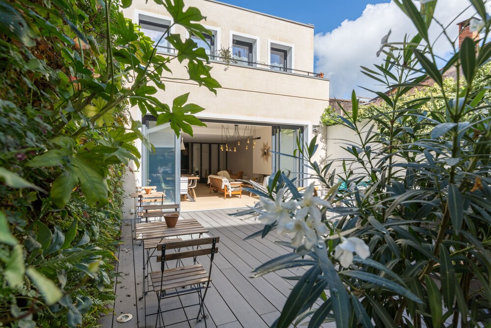 La Maison Odeia — 4-Star Luxury Hotel in Bordeaux, France