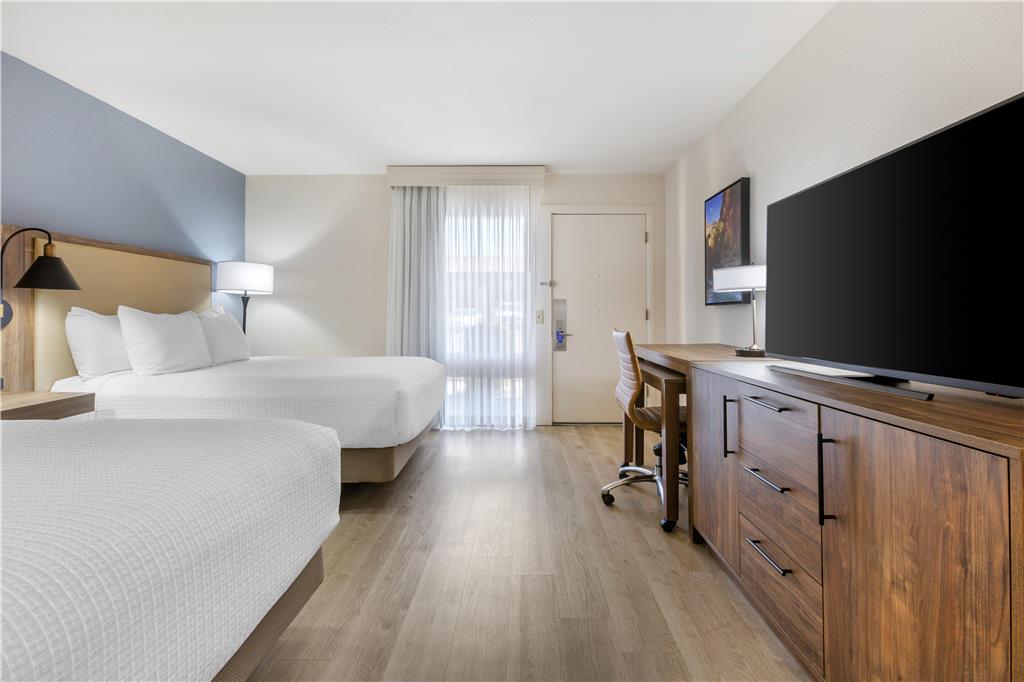 Best Western Plus A Wayfarer's Inn And Suites - photo 24