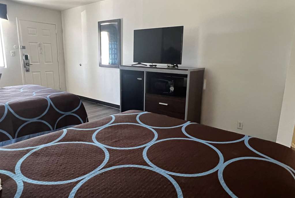 Super 8 by Wyndham Slidell - photo 35
