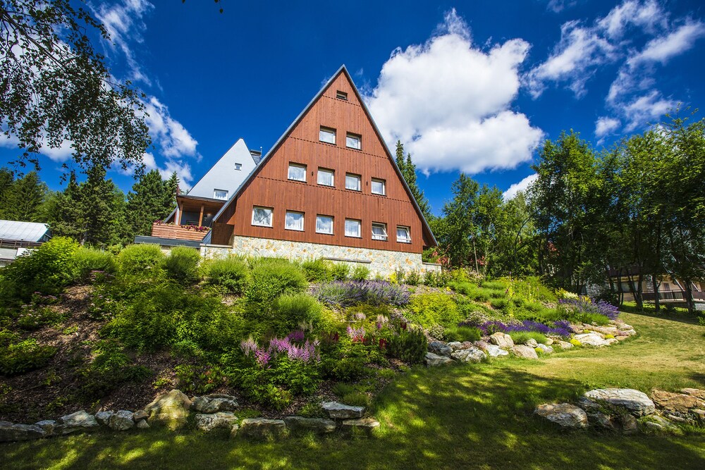 Garni Hotel Horské pičky in Rokytnice Nad Jizerou, Czech Republic