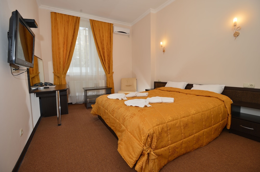 Mona Lisa Hotel in Kharkiv, Ukraine