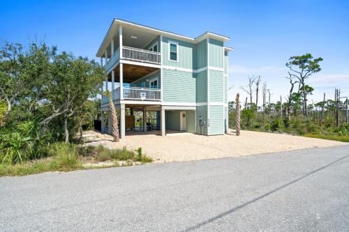 Turtle Cove - carbon neutral hotel in Unknown City