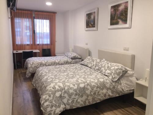 Rooms H Skyline in Alcorcon, Spain