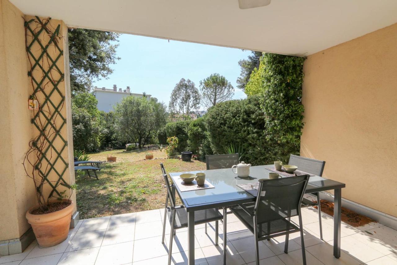 Charming & Bright Flat with AC Garden 300m And Closed Garage Benakey — 4-Star Luxury Hotel in Cannes, France