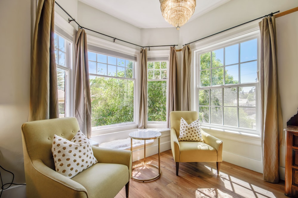 Cedar Gables Inn - photo 17