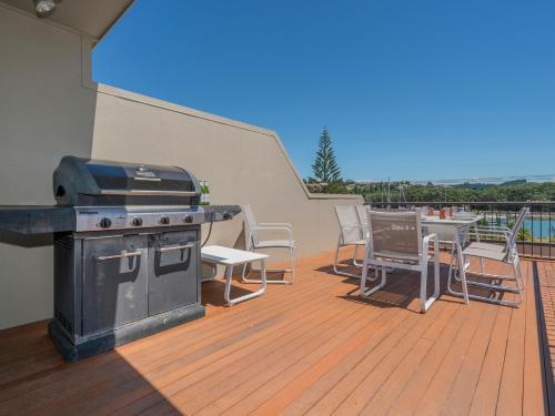 Harbourside Haven Whangamata Holiday Home — 4-Star Luxury Hotel in Whangamata, New Zealand