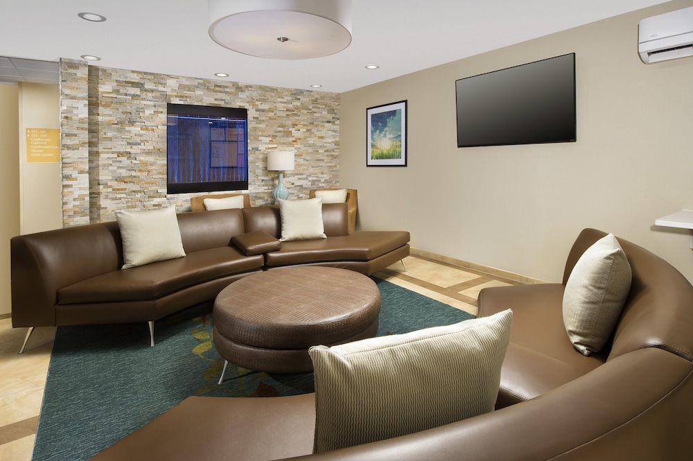 Candlewood Suites Richmond South by IHG - photo 54