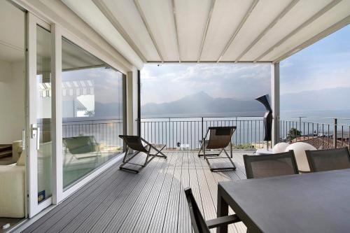 Residence La Mignon Terrazza — 4-Star Luxury Hotel in Torri Del Benaco, Italy