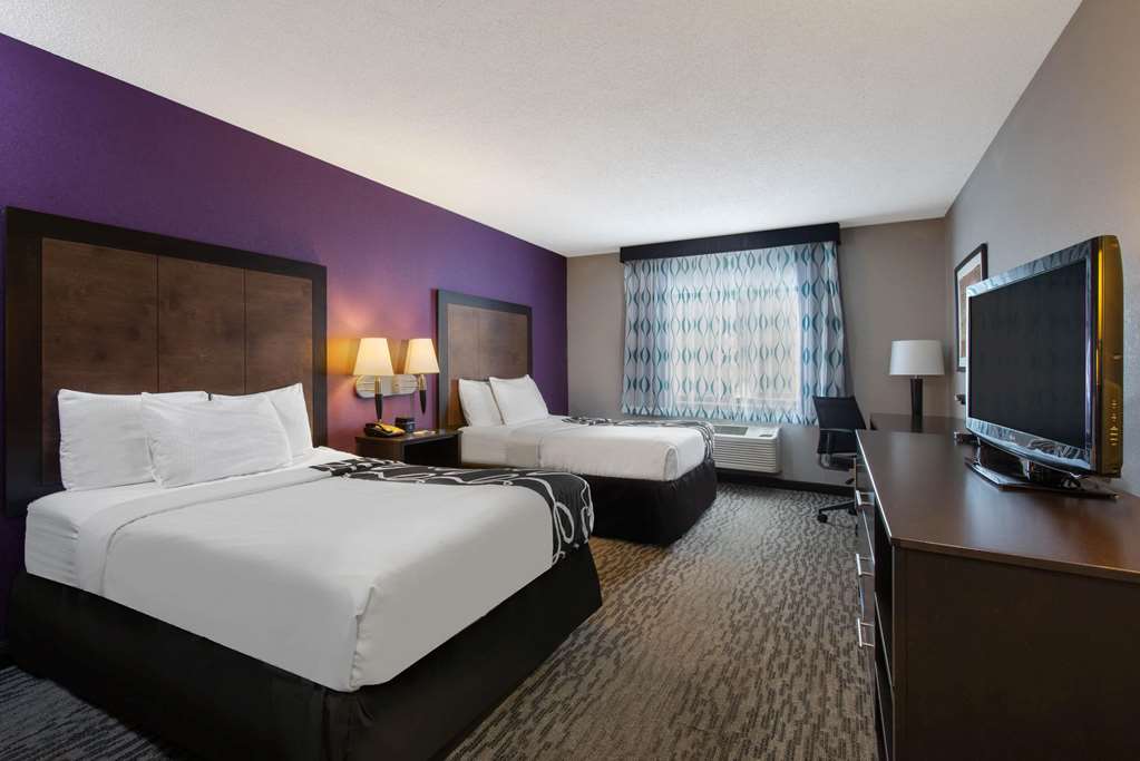 La Quinta Inn & Suites by Wyndham Erie - photo 37
