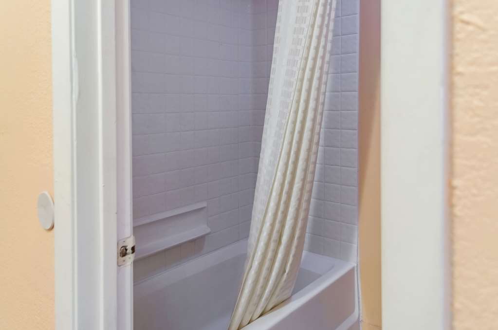 Rodeway Inn Vicksburg - photo 10