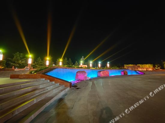 Hao Jin Hotel in Yilong, People's Republic of China