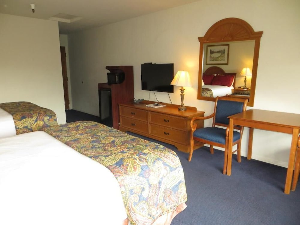 Monarch Resort - photo 12