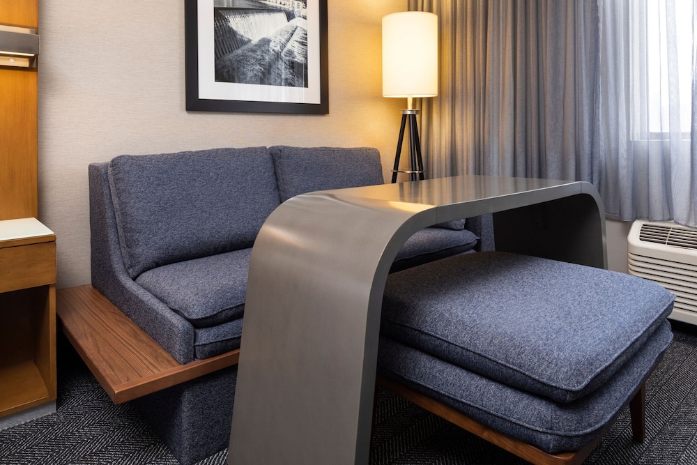 Courtyard by Marriott Minneapolis Downtown - photo 21