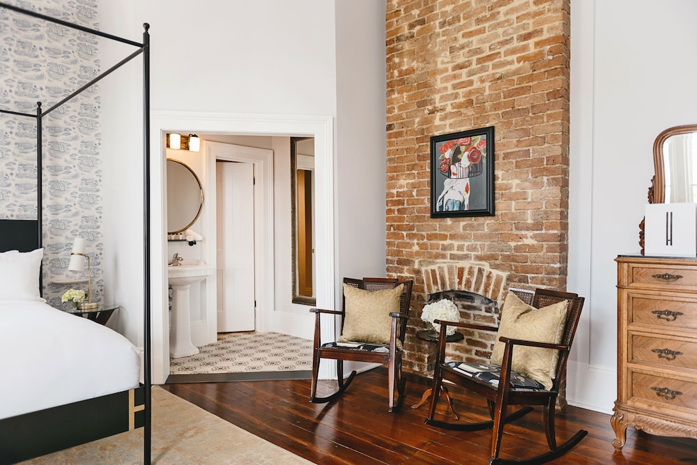 Henry Howard Hotel - photo 15