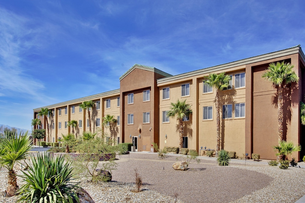 Holiday Inn Express Las Vegas Nellis by IHG - photo 29