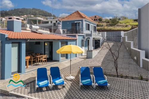 Calheta beautiful character cottage Villa Loreto — 4-Star Luxury Hotel in Arco Da Calheta, Portugal